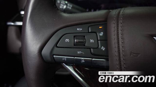 Cadillac Escalade (V) 6.2 Premium Luxury Platinum 2023 — фото 33