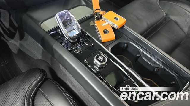 Volvo V60 Cross Country (II) B5 Ultra AWD 2025 — фото 9