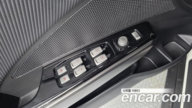 KG Mobility (SsangYong) Tivoli Air 1.6 RX 4WD 2017 — фото 28