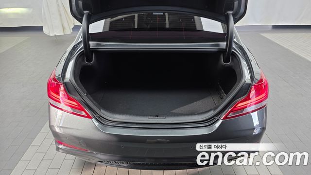 Genesis G70 2.0T Supreme 2018 — фото 20