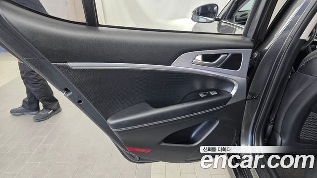 Genesis G70 2.0T Supreme 2018 — фото 25