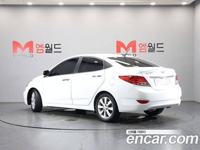 Hyundai Accent (New) 1.6 GDI Top 2012 — фото 4