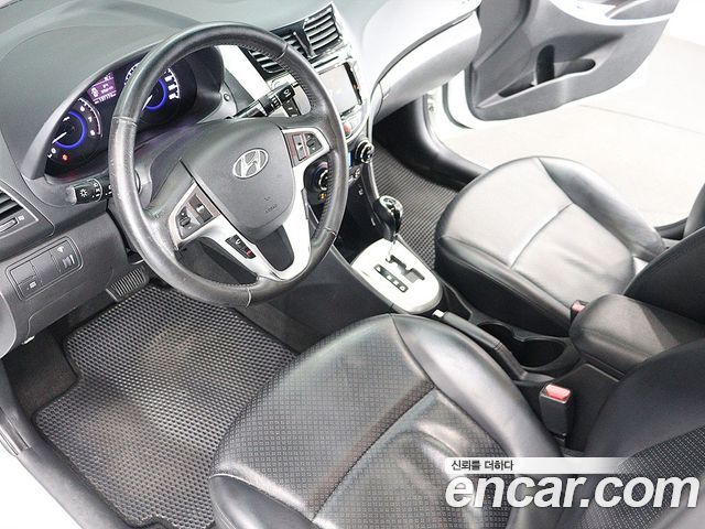Hyundai Accent (New) 1.6 GDI Top 2012 — фото 21