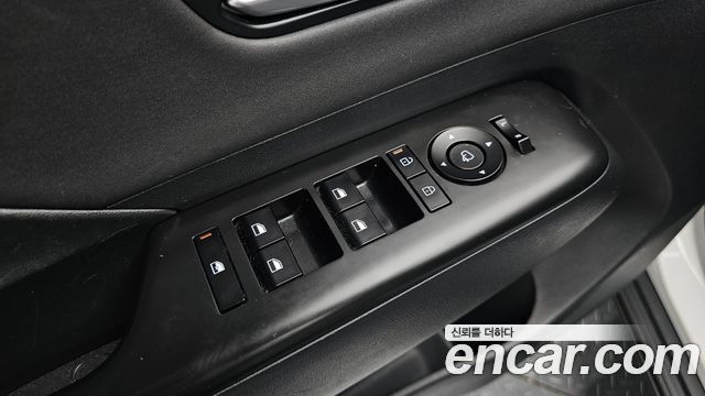 Hyundai Kona (SX2) Gasoline 1.6 Turbo 2WD Modern 2023 — фото 16
