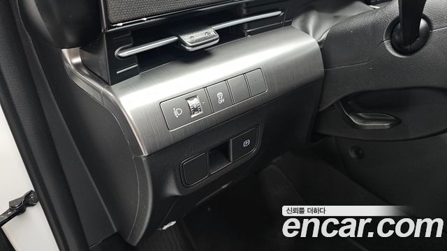 Hyundai Kona (SX2) Gasoline 1.6 Turbo 2WD Modern 2023 — фото 17