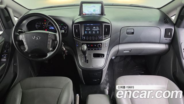 Hyundai Grand Starex Van 5-Seater Modern 2021 — фото 7