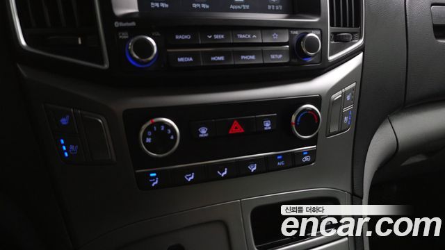 Hyundai Grand Starex Van 5-Seater Modern 2021 — фото 17