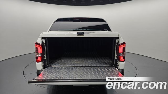 KG Mobility (SsangYong) Rexton Sports Khan Diesel 2.2 4WD Noblesse 2022 — фото 20