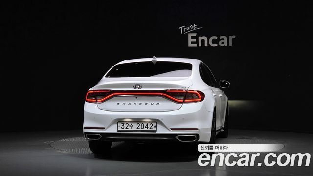 Hyundai Grandeur (IG) 2.4 Premium 2019 — фото 4