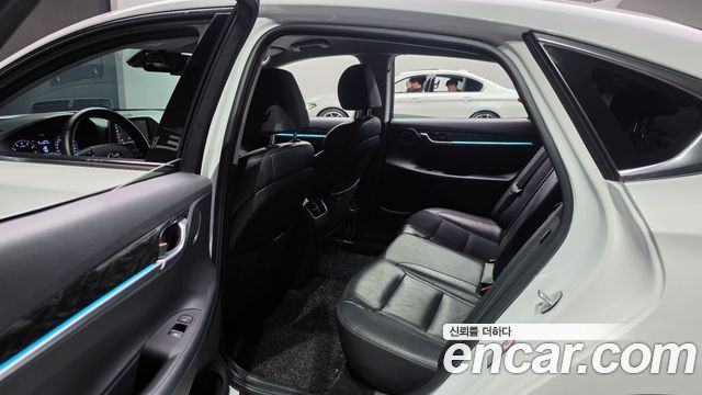 Hyundai Grandeur (IG) 2.4 Premium 2019 — фото 11