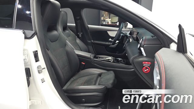 Mercedes-Benz CLA-Class (C118) CLA250 4MATIC 2025 — фото 11