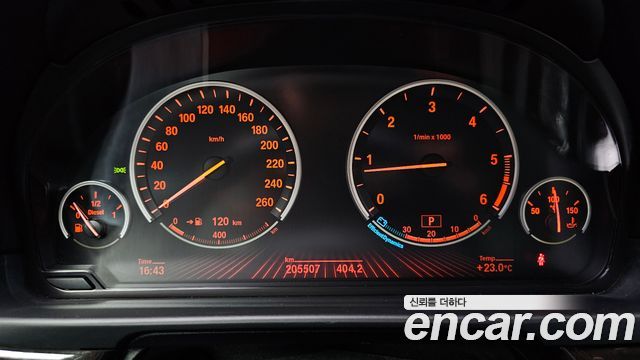 BMW 5 Series (F10) 520d 2012 — фото 8