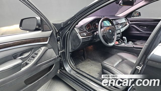 BMW 5 Series (F10) 520d 2012 — фото 10