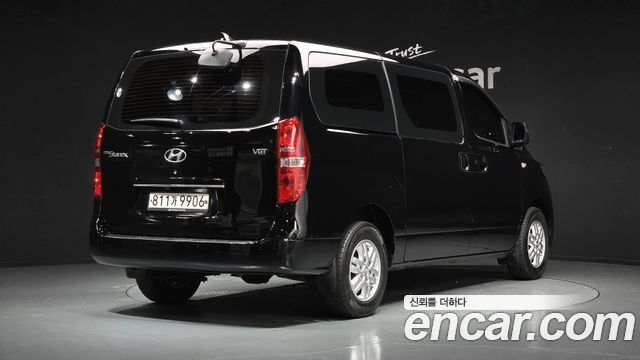 Hyundai Grand Starex Van 3-Seater Smart 2019 — фото 2