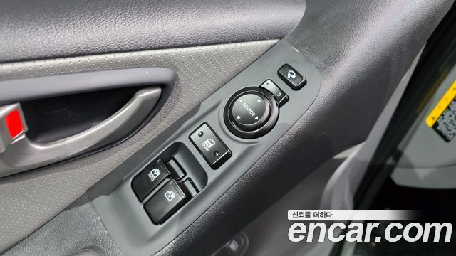 Hyundai Grand Starex Van 3-Seater Smart 2019 — фото 18