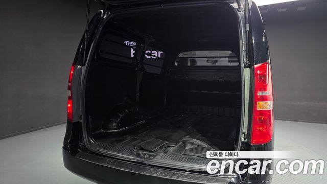 Hyundai Grand Starex Van 3-Seater Smart 2019 — фото 20