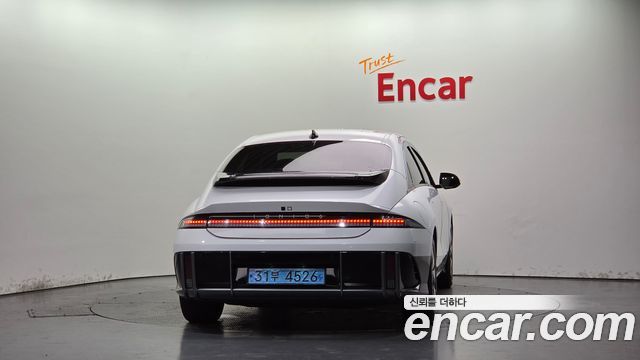 Hyundai Ioniq 6 Long Range Exclusive + 2023 — фото 4