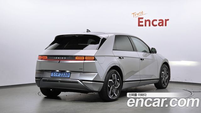Hyundai Ioniq 5 Long Range AWD Prestige 2023 — фото 2