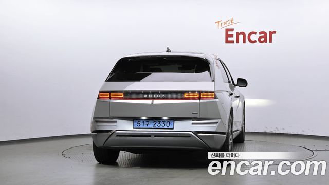 Hyundai Ioniq 5 Long Range AWD Prestige 2023 — фото 4