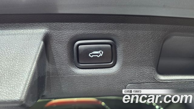 Hyundai Santa Fe HEV 1.6 2WD Exclusive 2022 — фото 20