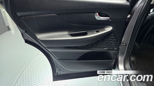 Hyundai Santa Fe HEV 1.6 2WD Exclusive 2022 — фото 25