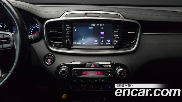 Kia Sorento Diesel 2.0 2WD Prestige 2018 — фото 14