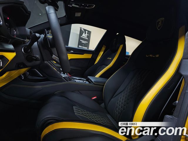 Lamborghini Urus 4.0 V8 S 2024 — фото 10