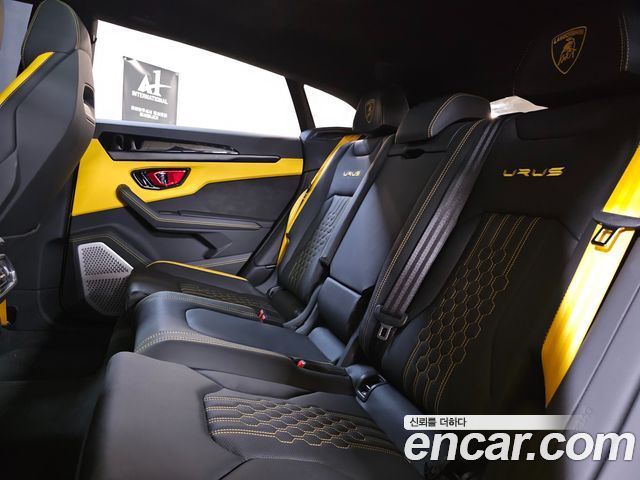 Lamborghini Urus 4.0 V8 S 2024 — фото 23