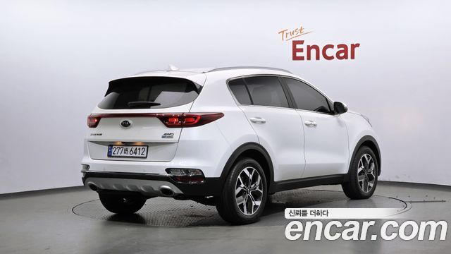 Kia Sportage The Bold Diesel 2.0 4WD Prestige 2020 — фото 2