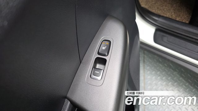 Kia Sportage The Bold Diesel 2.0 4WD Prestige 2020 — фото 18