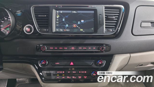 Kia Carnival 11-seater Prestige 2015 — фото 14
