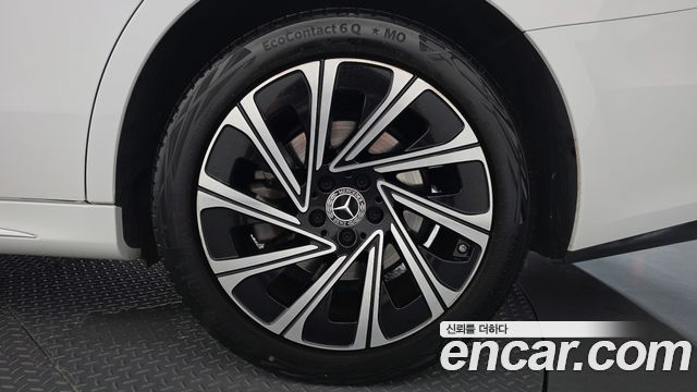 Mercedes-Benz E-Class (W214) E300 4MATIC Exclusive 2024 — фото 21