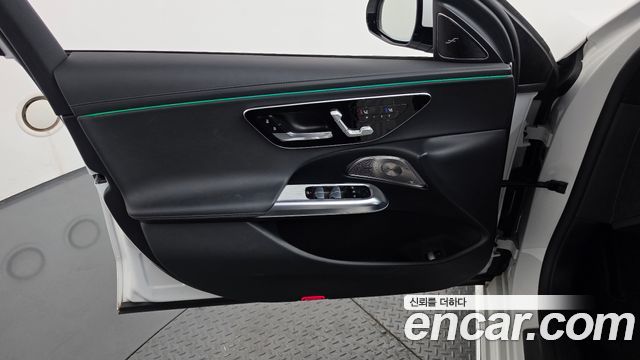 Mercedes-Benz E-Class (W214) E300 4MATIC Exclusive 2024 — фото 24