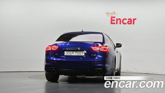 Maserati Ghibli 3.0S Q4 GranSport 3rd 2019 — фото 4