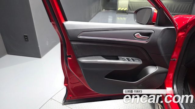 Renault Korea XM3 1.3 TCe RE Signature 2022 — фото 24