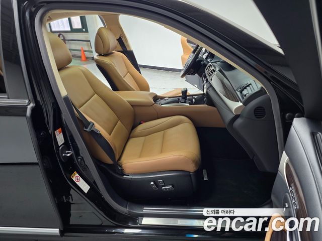 Lexus LS460 Supreme XF40 2015 — фото 10