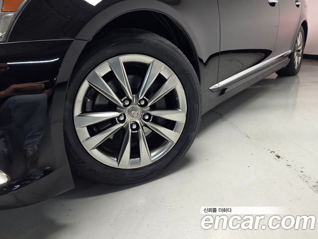 Lexus LS460 Supreme XF40 2015 — фото 24