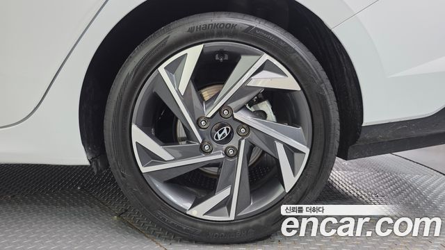 Hyundai Avante (CN7) 1.6 Inspiration 2024 — фото 5