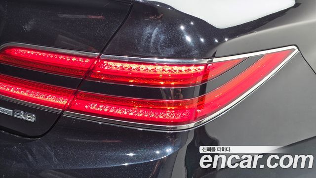 Genesis G90 3.8 AWD Luxury 2019 — фото 23