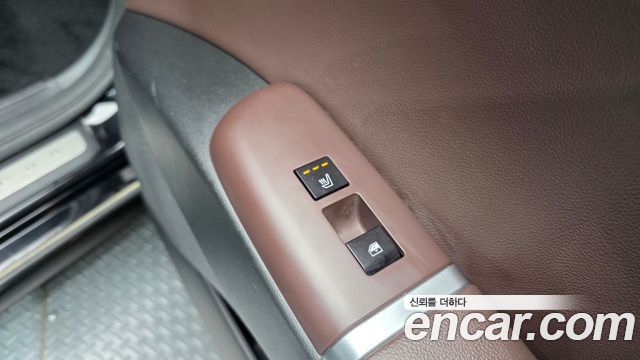 Hyundai Grandeur Hybrid (GN7) Exclusive 2023 — фото 19