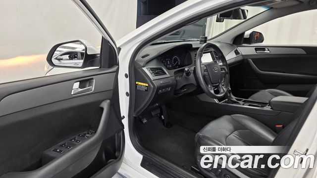 Hyundai Sonata (LF) LPI Premium 2015 — фото 10