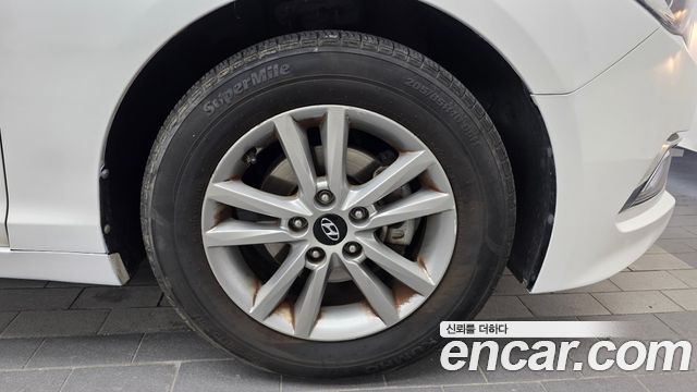 Hyundai Sonata (LF) LPI Premium 2015 — фото 21