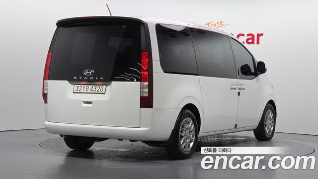 Hyundai Staria Tourer 9-Seater Modern 2022 — фото 2