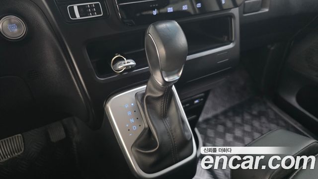 Hyundai Staria Tourer 9-Seater Modern 2022 — фото 9