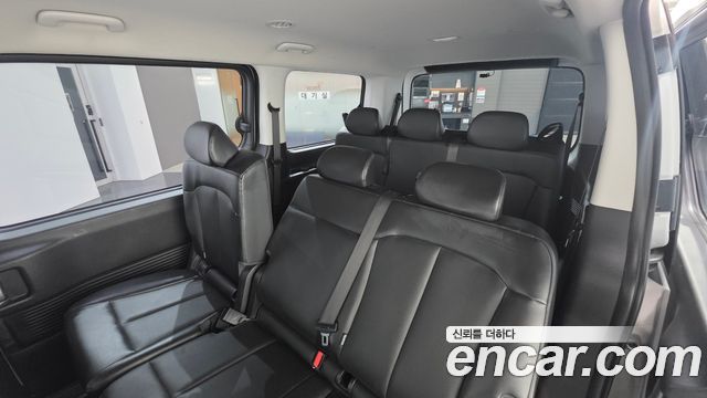Hyundai Staria Tourer 9-Seater Modern 2022 — фото 11
