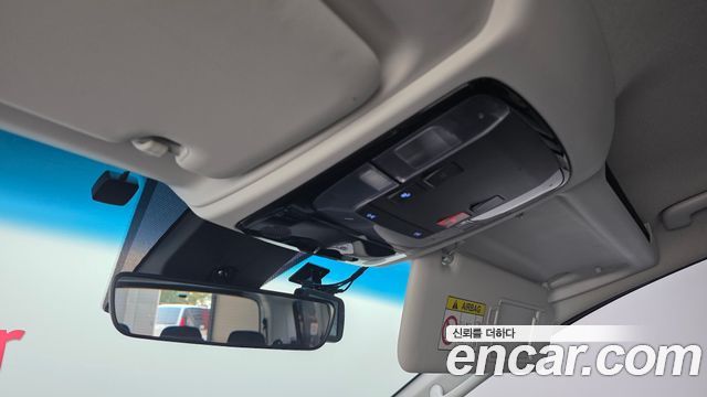 Hyundai Staria Tourer 9-Seater Modern 2022 — фото 27