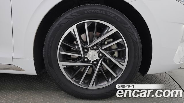 Hyundai Grandeur (IG) 2.5 Premium 2023 — фото 5