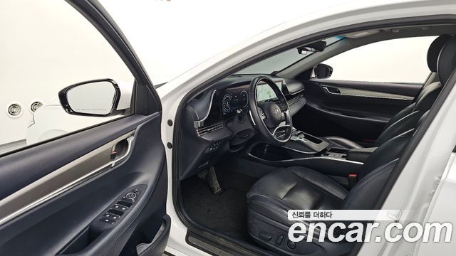 Hyundai Grandeur (IG) 2.5 Premium 2023 — фото 10