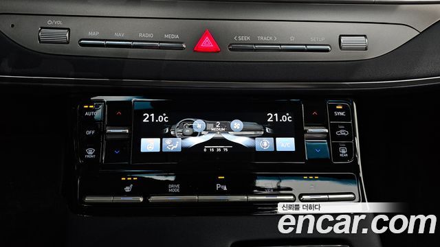Hyundai Grandeur (IG) 2.5 Premium 2023 — фото 17