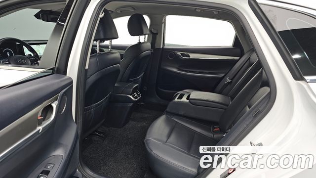 Hyundai Grandeur (IG) 2.5 Premium 2023 — фото 26